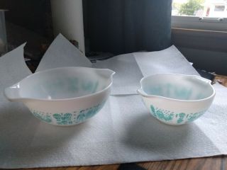2 Vintage Pyrex 474 White/turquoise Amish Butterprint Nest Bowl 1.  5 Qt And.  5 Pt
