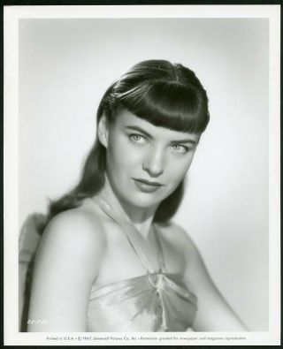 Ella Raines Striking Beauty Vintage 1947 Portrait Photo