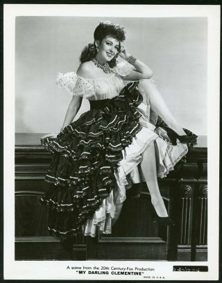 Linda Darnell Vintage 1946 Leggy Pin - Up Photo " My Darling Clementine "