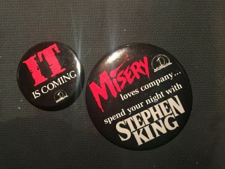 Misery & It 1980s Stephen King Books Movies Promo Buttons Pins Pennywise Horror