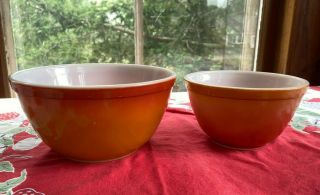 2 Vintage Pyrex Flameglo Bowls 401 402 Red Orange Mixing Nesting Pair Classic