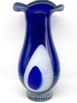 Vtg Cobalt Blue & White Swirl Cased Art Glass Vase Applied Clear Base 10”h 5”w