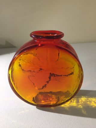 Vintage MCM Blenko Amberina Red to Orange Shamrock Clover Glass Vase 3