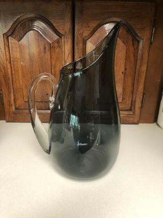 Blenko 939 Pitcher In Charcoal Winslow Anderson With Clear Applied Handle