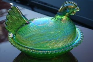 Vintage Indiana Glass Lime Green Carnival iridescent Chicken Hen on Nest 2