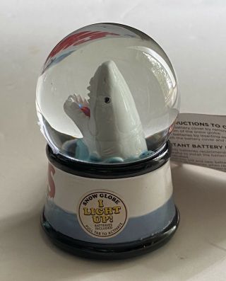 Universal Jaws Movie Poster Promo Light up Shark Mini Snowglobe Snow Globe 2
