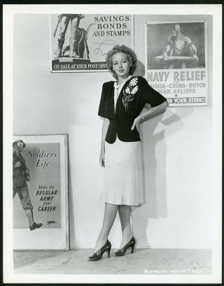 Evelyn Keyes W Wwii Posters Vintage 1940s Portrait Photo