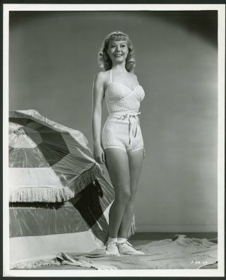 Adele Mara In Bathing Suit Vintage 1940s Leggy Cheesecake Pin - Up Photo