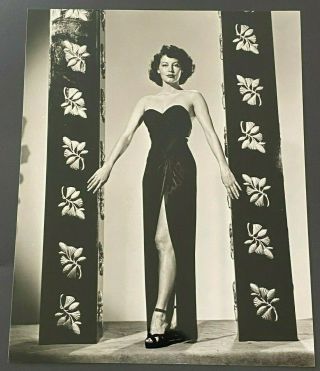 Ava Gardner In Portrait Vintage 1940s Stunning Photo
