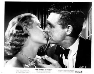 To Catch A Thief Cary Grant Grace Kelly About To Kiss Photo Hitchcock