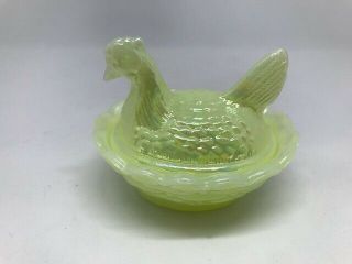 Mini Boyd Glass Hen On Nest Dish 2 - 1/2 " Boyd 5th Gen 173 Lemon Splash Carnival