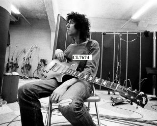 Peter Green Of Fleetwood Mac With His Guitar At The Recording Studio Photo