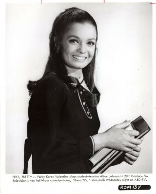 Karen Valentine Actress Room 222 Vintage 8x10 Promo Press News Photo 1970