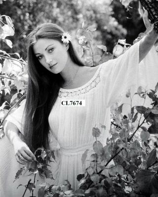 Jane Seymour In The Garden Of Her Home In Hollywood Hills Photo