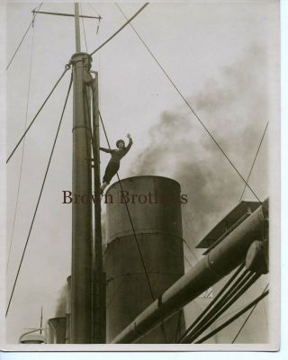 Vintage 1920s Hollywood Actress Gilda Gray On Top Of Ship Paris Dbw Photo