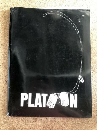 Platoon Movie Press Kit - Berenger Dafoe Sheen - Folder 12 Photos,  Bios 2