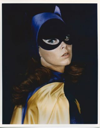 Yvonne Craig 8x10 Color Portrait As Batgirl From Classic Batman Tv Series