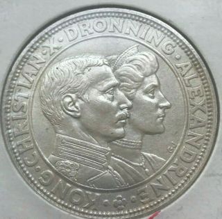 1923 Denmark 2 Kroner - Silver Wedding