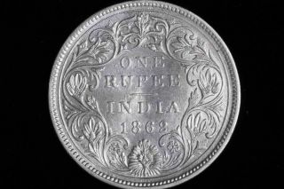 Silver Coin British India Queen Victoria One Rupee 1862 B/ii 2/0 Top Flower Dot