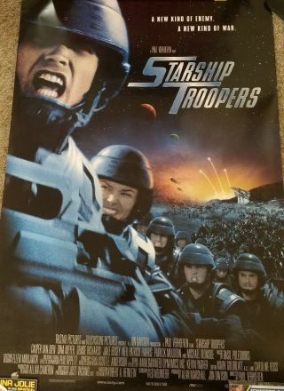 Starship Troopers Movie Poster W/ Movie Figure But Box Set Is W/o Movie