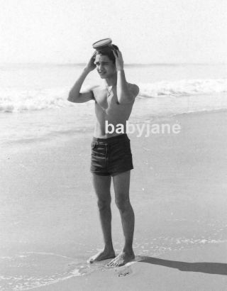 034 Sal Mineo Barechested In Shorts Barefoot W/ Snorkel Mask At The Beach Photo
