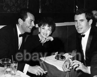 Judy Garland And Anthony Perkins Dining 8x10 Photo 536