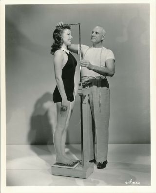 Susan Hayward Swimsuit Leggy Workout Candid 1930s Warner Bros.  Cheesecake Photo