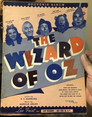 1960s The Wizard Of Oz Souvenir Album (32 Pix)