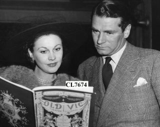 Vivien Leigh And Laurence Olivier At The Old Vic Theatre Company Photo