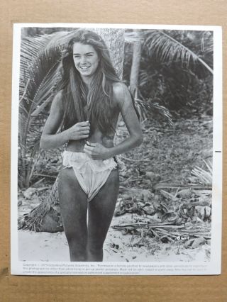 Brooke Shields Leggy Candid Portrait Photo 1979 The Blue Lagoon