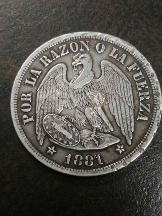 Republica De Chile - 1881 Chile Un Peso Silver Coin Por La Razon O La Fuerza