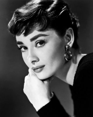 Audrey Hepburn Lovely Head Shot 8x10 B&w Photo