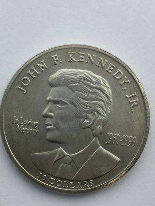 2000 Republic Of Liberia 10 Dollar John F Kennedy In Memory Coin (090067001)