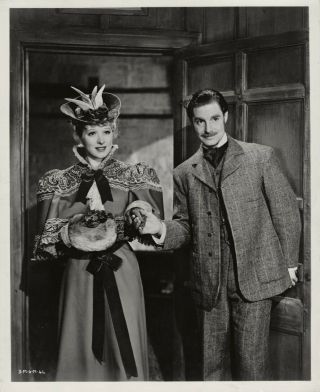 Greer Garson,  Robert Donat 1939 Scene Still Goodbye,  Mr.  Chips