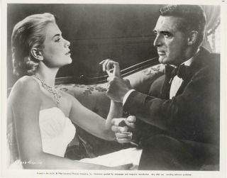 " To Catch A Thief " - Photo - Hitchcock - Grace Kelly - Cary Grant - R - 64