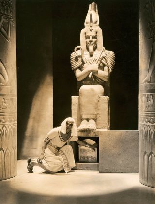 Boris Karloff - The Mummy (1932) - 8 1/2 X 11