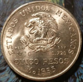 Mexico 1953 Silver Ano De Hidalgo 5 Pesos Bu.  Coin.  Writing On Edge