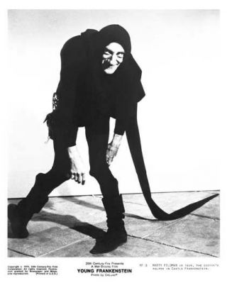 Marty Feldman Great 8x10 Character Still From Young Frankenstein - - (b914)