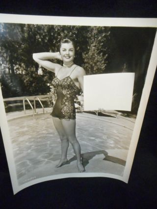 Esther Williams Lobby Card 8  X10  In Swim Suit $5.  99 This Movie Was On T.  V