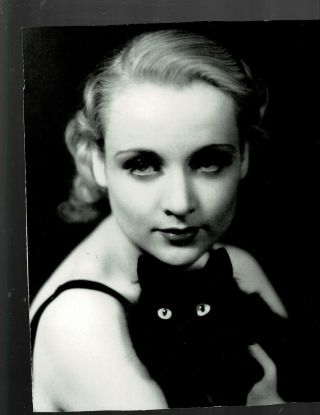 8x10 B&w Matte/flat Finish Photo Of - Close Up - Carole Lombard And Cat