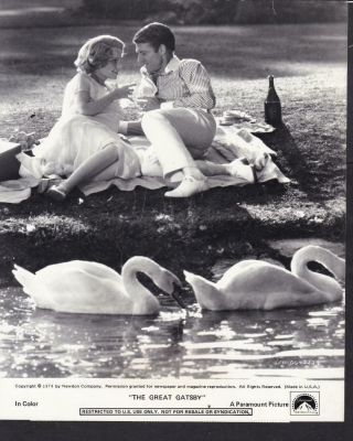 Mia Farrow Robert Redford In The Great Gatsby 1974 Vintage Movie Photo 38827
