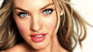 Candice Swanepoel Sexy Look 8x10 Picture Celebrity Print