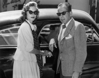 Lauren Bacall And Humpfrey Bogart Posing In The Car 8x10 Photo Print