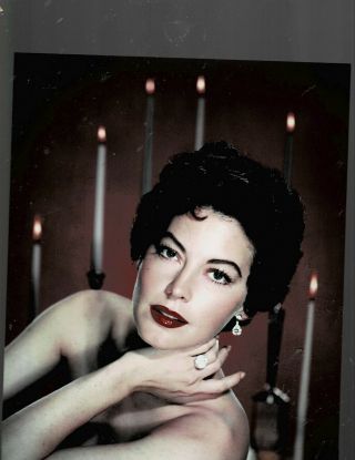 8 X10 Color Photo Of - Close Up - Ava Gardner - Sexy
