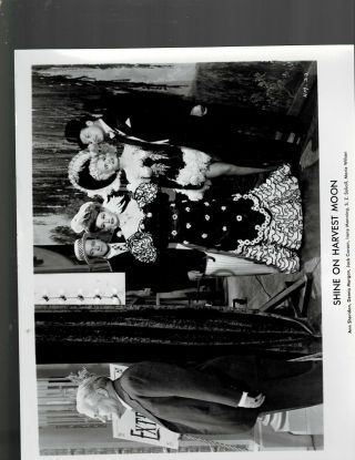 8x10 B & W Photo Of - Scene - Ann Sheridan - Dennis Morgan - Marie Wilson - Jack Carson