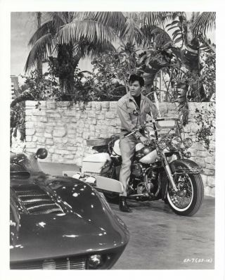 Elvis Presley B&w 8x10 Portrait Movie Celebrity Photo 43 Motorcycle