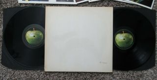 Beatles VINTAGE 1968 UK STEREO ' WHITE ALBUM ' FIRST ISSUE GREAT ' D EXAMPLE 2