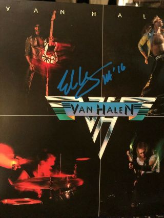 Van Halen Sebut First Lp By Eddie In Person