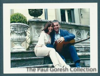 Beatles - C101 Press Photo - George Harrison Cancer Surgery - Wife Olivia - 2001 - Estq