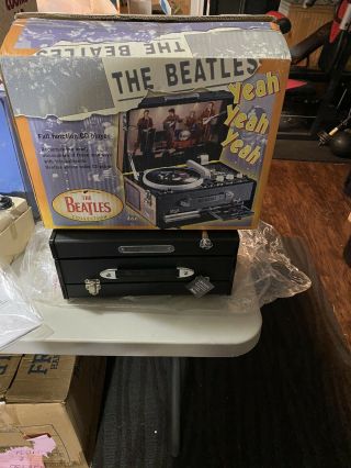 Beatles: Rare To Find Brand New;special Benefits 100 000 Beatles Radio Cd Player